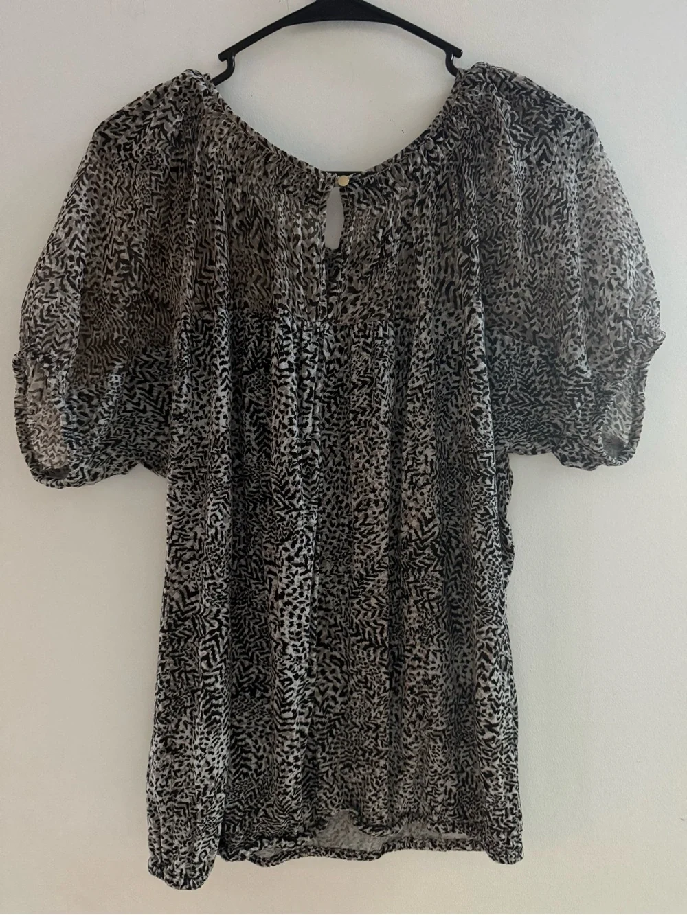 LOFT Animal Print Sheer Puff Sleeve Blouse XS Neutral Taupe & Black Chiffon Top
